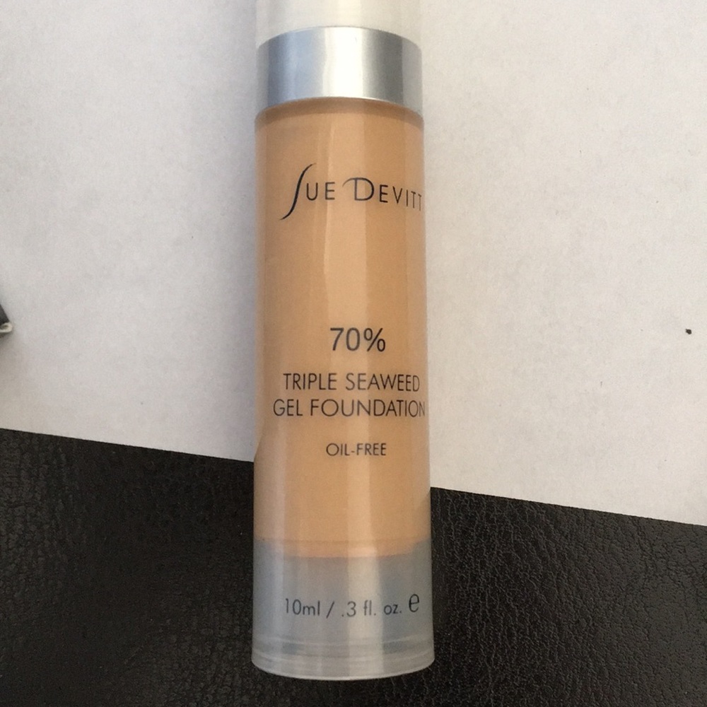 New Sue Devitt 70% Triple Seaweed Gel Foundation